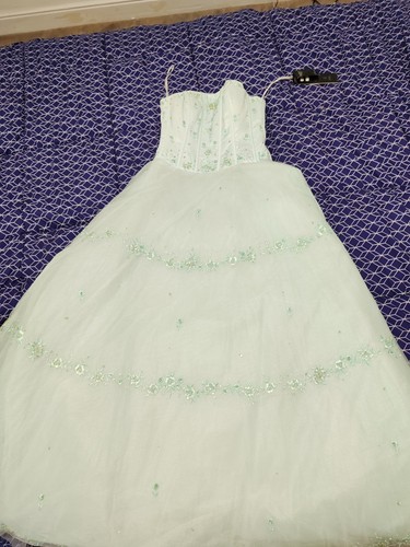 Used prom designer - used, lovely