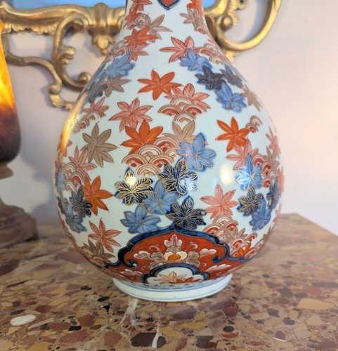 Short neck japanese imari - short,