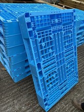10 x Plastic Euro Pallets
