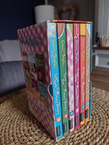 Malory towers box set book - set, (6