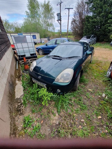 Toyota mr2 roadster breaking - toyota,