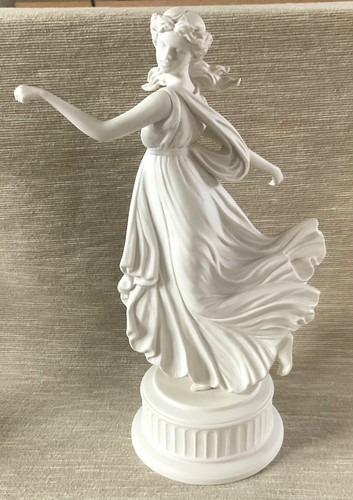 Stunning wedgwood ltd edt - stunning,