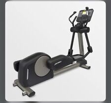 LifeFitness Club Series Elliptical Cross Trainer  With DX Console