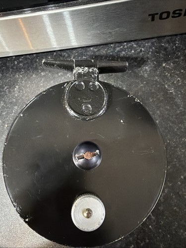 The leeds centre pin reel - leeds,