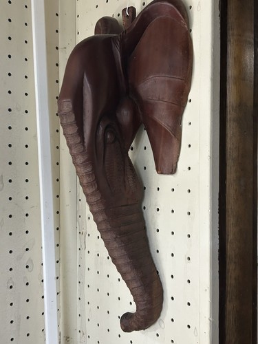 Stunning large hand - stunning, hand-carved