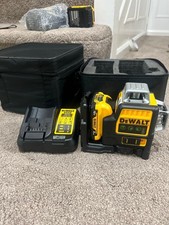 DeWalt DW089LG 12V Green Line