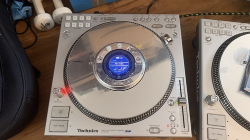 Technics dz1200 digital dj - technics,