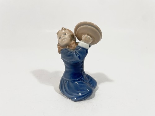 Royal copenhagen 3677 girl - royal,