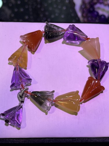 Mixed natural crystal hand - natural,