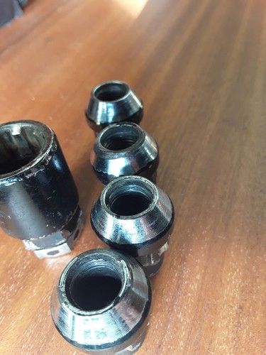 Set locking wheel - locking, nuts