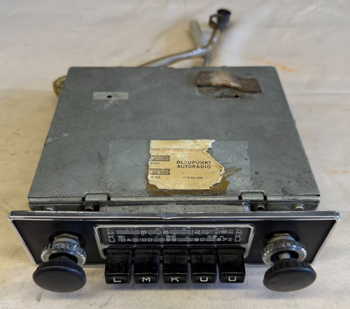 Vintage blaupunkt radio - blaupunkt,