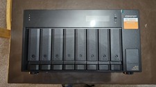Qnap TS-D800S