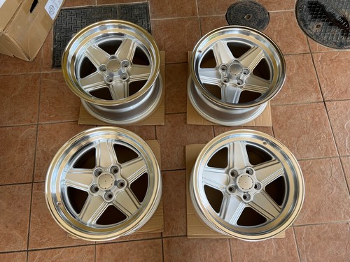 For r107 w126 w124 r129 - w124,