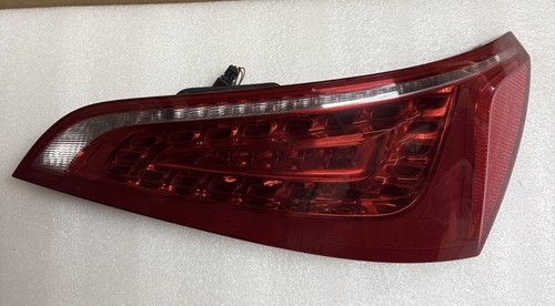 Audi rear led light - q5,