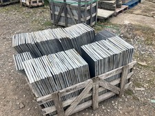 CLEARANCE 26m2 60cm x 30cm