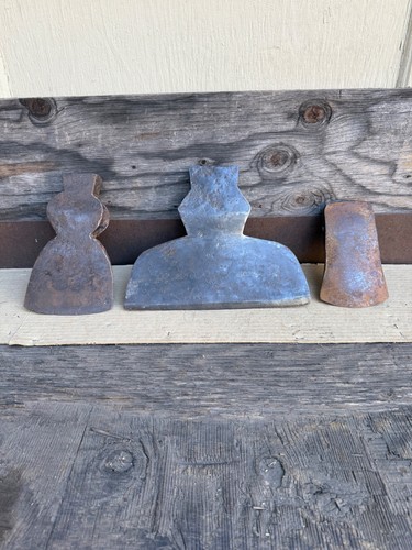 Vintage lot old axe - old,
