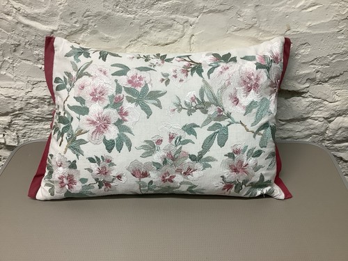 Laura ashley rosamond - laura,