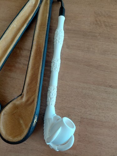 White meerschaum tobacco - tobacco, pipe