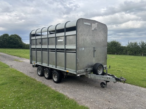 Ifor williams tri axle - ifor,