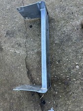 LAND ROVER DEFENDER 90/110 TD5 GALVANISED GEARBOX CROSSMEMBER seconds