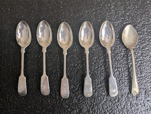 Silver plated spoons - x,