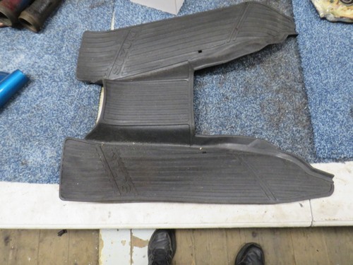 Suzuki cs50 foot board - board, rubbers