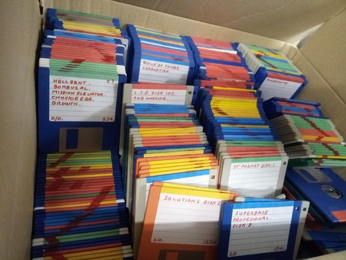 Floppy disk bundle used - 3.5",