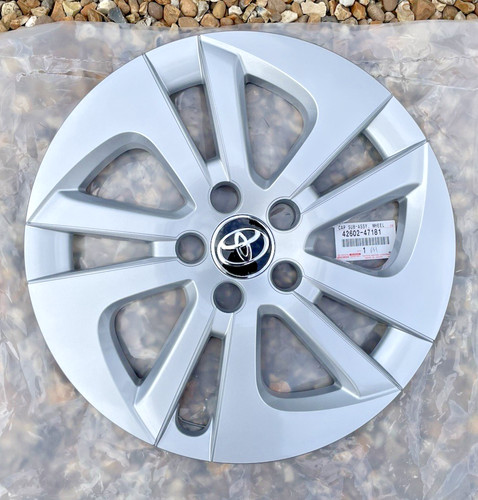 Toyota wheel cover - toyota,