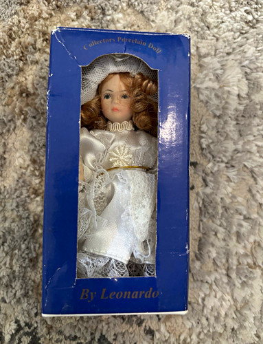 The leonardo collection girl - leonardo,