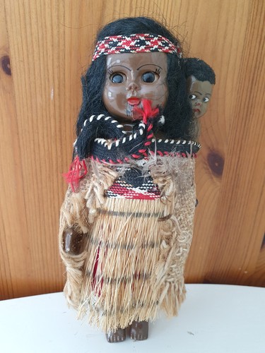 Vintage 1960s māori souvenir - māori,