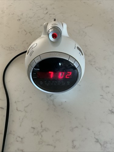 Projection alarm clock - projection, fm