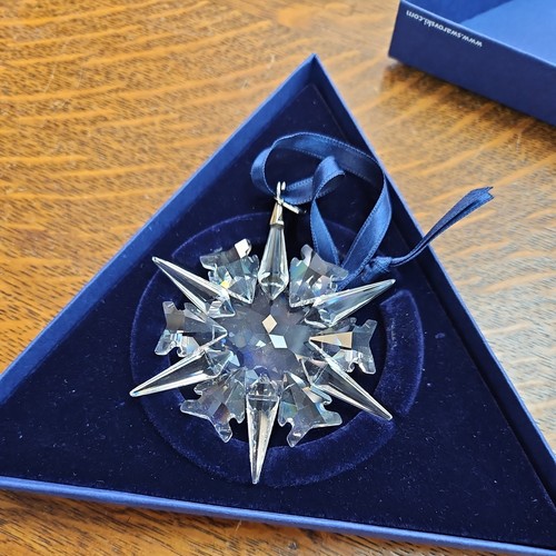 Swarovski crystal christmas - swarovski,