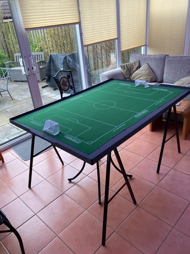 Subuteo pitch board - pitch, on