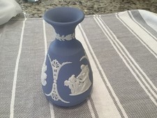 Wedgwood Jasperware  4” 7/8 Hour Vase