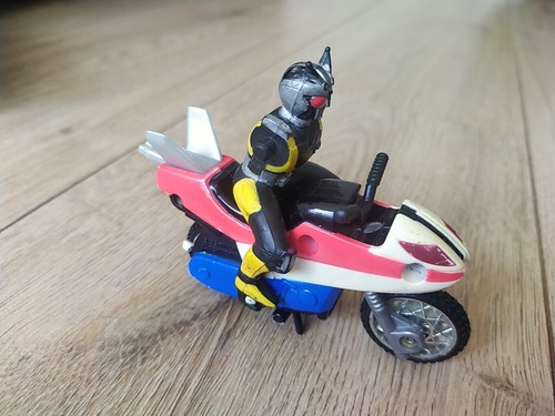 Vintage 1995 masked rider - 1995,