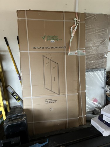 Fold shower door - shower, new