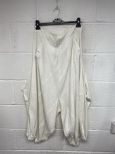 Bella Blue Cream Balloon Wide