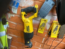 Dewalt DCS380N Cordless 18V XR Li-ion Reciprocating Saw Body Only