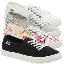 Womens Rocket Dog Chow Chow