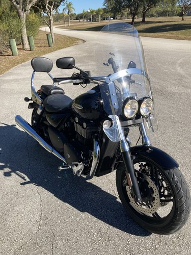 Triumph thunderbird storm 1700 - triumph,