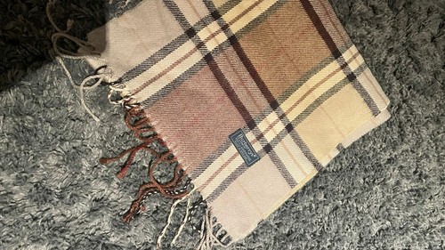 Beige burberry scarf 100 - burberry, 100%