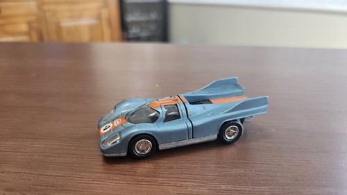 Schuco porsche 917 - gulf, 4
