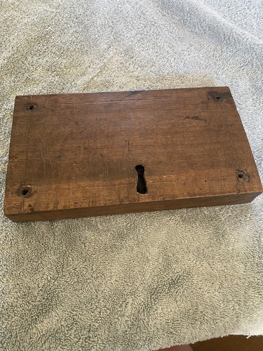Oak cased rim lock - oak,