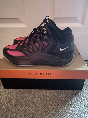 Nike eggplant size - 18,
