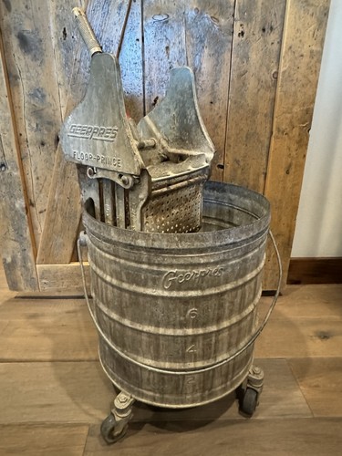 Vtg metal geerpres gallon - vtg,
