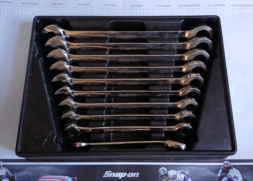 Snap ratchet spanner wrench - on,