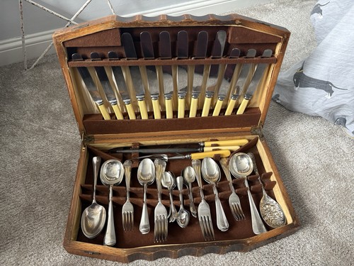 Vintage canteen cutlery box - canteen,