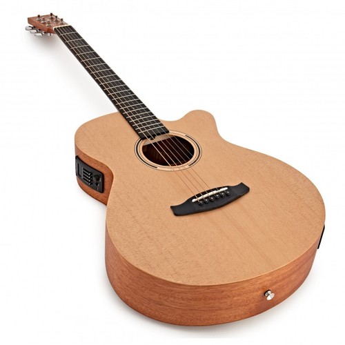 New string guitar by - 6,