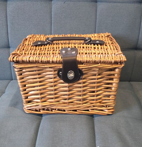 Red hamper mayfair - hamper, wicker