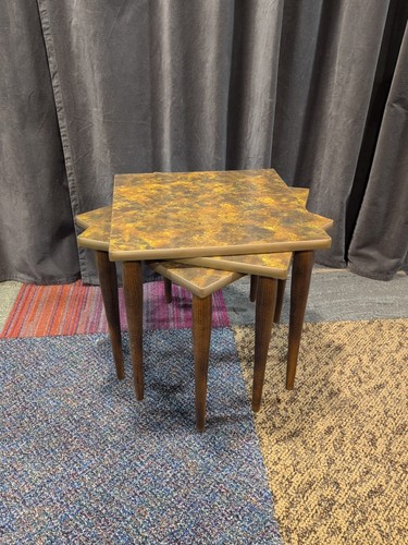 Lot vtg mid - 3, modern